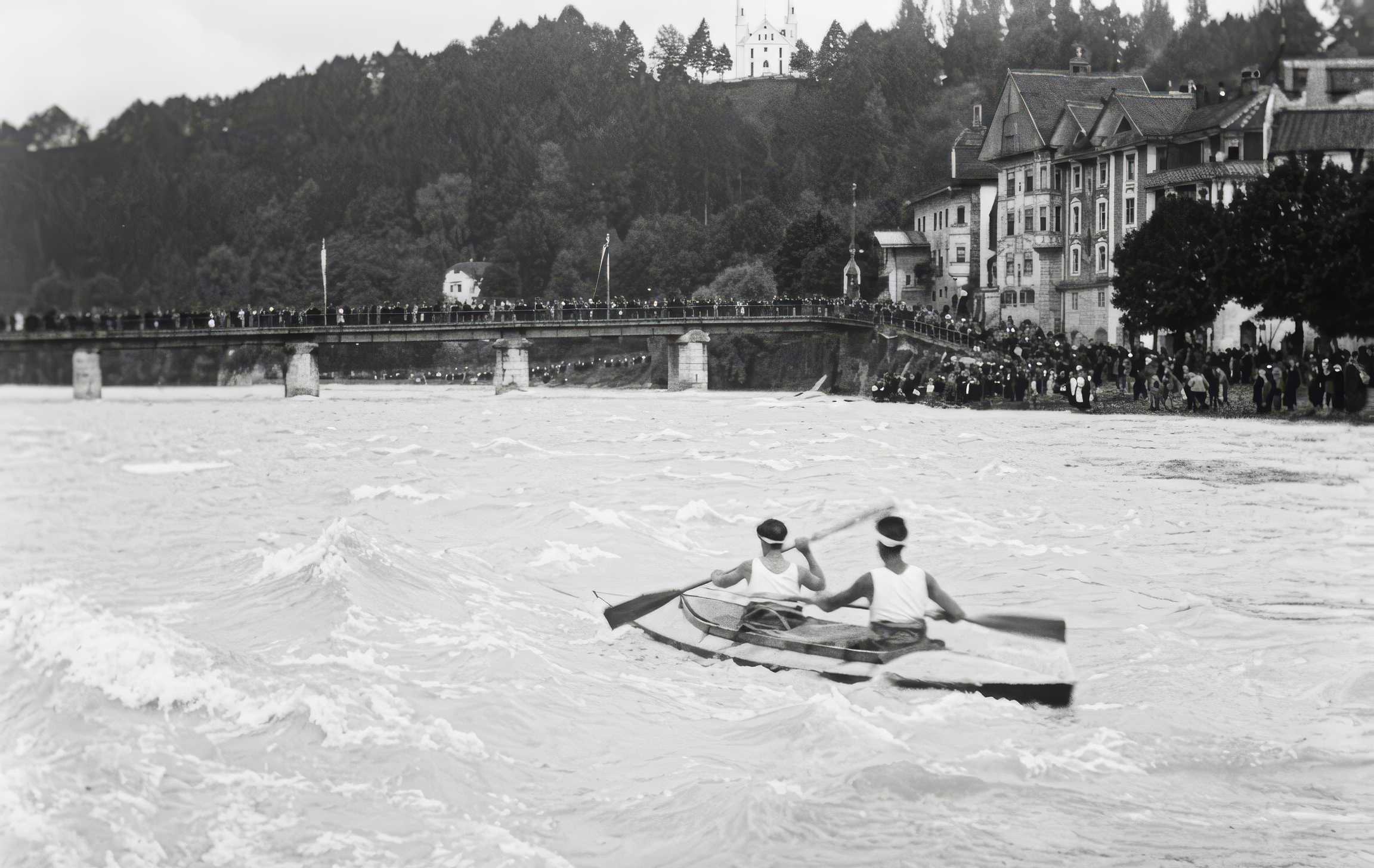 Faltboote auf der Isar Faltboote auf der Isar
