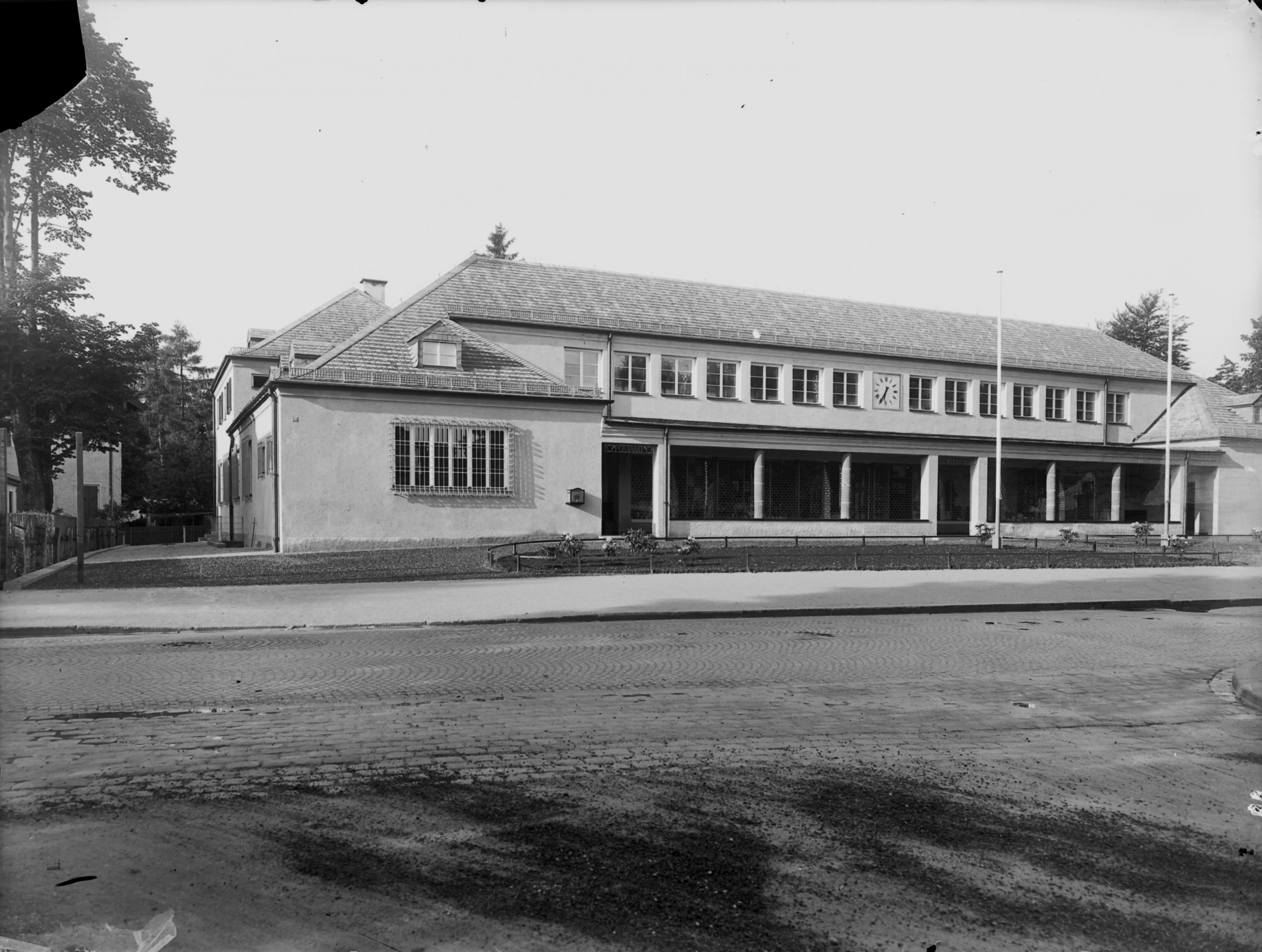 Gewerbehalle, Architekt Theodor Fischer, 1929; Gewerbehalle, Architekt Theodor Fischer, 1929;